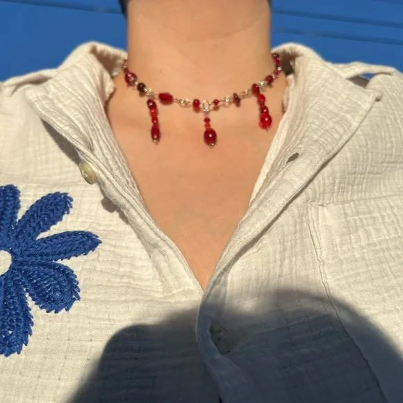Blood Red Beaded Necklace - Picture 3 of 7